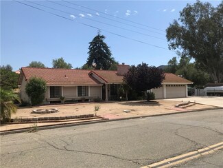 21445 Walnut St, Wildomar, CA 92595