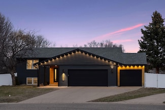 8251 208th St W, Lakeville, MN 55044
