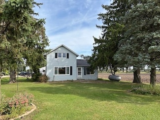 310 Sportsman Rd, Pickett, WI 54964