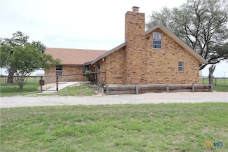 707 Old Seguin Luling Rd, Seguin, TX 78155