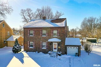 502 N Pennsylvania Ave, Abingdon, IL 61410