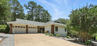 1 Penaranda Ln, Hot Springs Village, AR 71909
