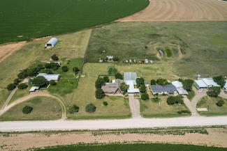 1079 &1077 County Rd L, Panhandle, TX 79068