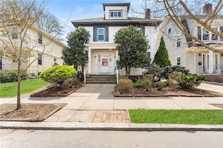 141 Elton St, Providence, RI 02906