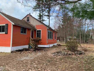 16 Jackson St, Milton, NH 03851