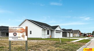 2789 Lauren Ln, Fremont, NE 68025