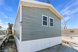 265 S Meachem Rd Unit 41, Port Clinton, OH 43452