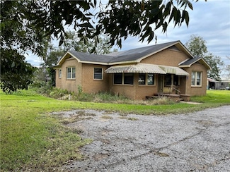 2412 Highway 451, Moreauville, LA 71355