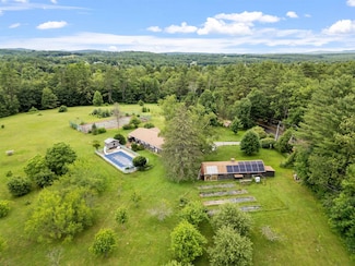 51 Swett Rd, Pittsfield, NH 03263