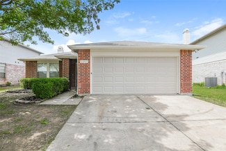 6051 Guilia Dr, Grand Prairie, TX 75052