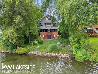 6420 Commerce Rd, West Bloomfield, MI 48324