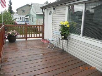 832 N Hoyt St, Anchorage, AK 99508