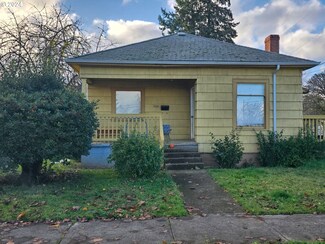 1063 SW -1069 Levens St, Dallas, OR 97338