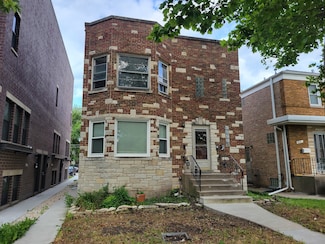 6221 N Albany Ave Unit 2, Chicago, IL 60659