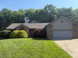 609 Piedmont Ln, Heath, OH 43056