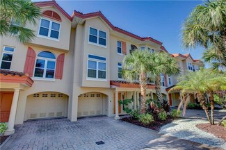 245 17th St N Unit 11, Bradenton Beach, FL 34217