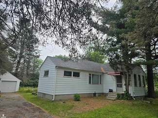 1675 Bauman Rd, Columbus, MI 48063