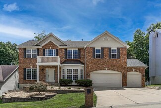 5078 Romaine Spring Dr, Fenton, MO 63026