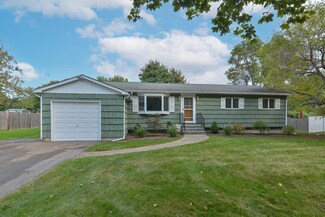 17 Temi Rd, Holliston, MA 01746