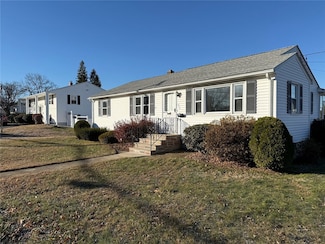 257 E View Ave, Cranston, RI 02920
