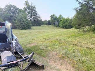 790 Lonesome Pine Rd, Bybee, TN 37713