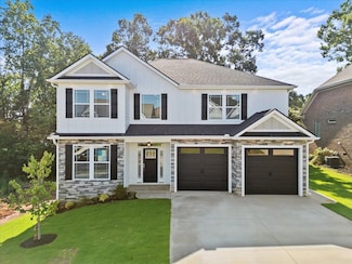 100 Double Crest Dr, Taylors, SC 29687