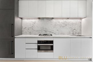 45 E 7th St Unit 3A, New York, NY 10003