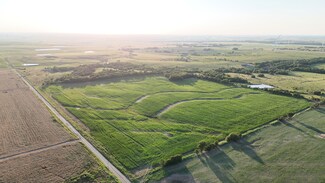 10400 N T St, Newkirk, OK 74647