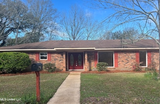 1411 Bates St, Pascagoula, MS 39581