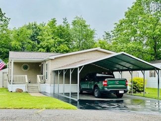147 Northgate Dr NE, Warren, OH 44484