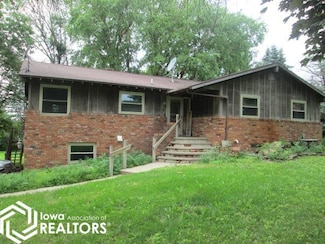 1269 Taylor Ave, Belmond, IA 50421