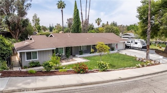 1544 Bellefontaine Dr, Riverside, CA 92506