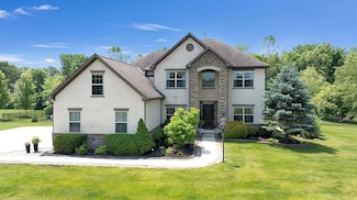 5712 Summer Ridge Ln, Galena, OH 43021