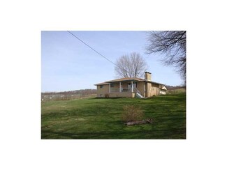 364 Rowes Run Rd, Smock, PA 15480