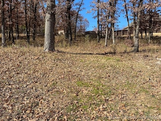 668 Woodlands Dr, Tahlequah, OK 74464