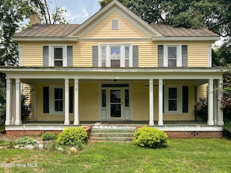 105 W Wayne St, Fremont, NC 27830