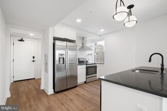 301 S 19th St Unit 206, Philadelphia, PA 19103