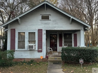1907 W 17th St, Texarkana, TX 75501