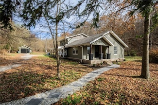 17950 Clear Water Rd, Fayetteville, AR 72704