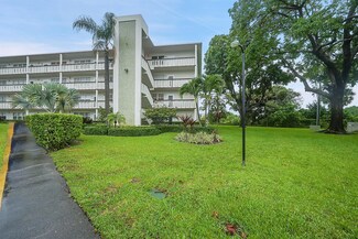 240 Southampton B, West Palm Beach, FL 33417
