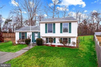 7601 Surry Grove Ct, Lorton, VA 22079