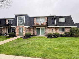 104B Foxberry Dr Unit A, Getzville, NY 14068