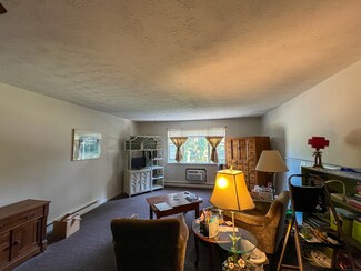 103 Horse Pond Rd Unit E, Salem, CT 06420
