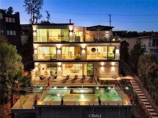 16800 Oak View Dr, Encino, CA 91436