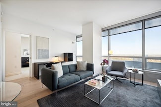 2930 Walnut St Unit 3612, Philadelphia, PA 19104