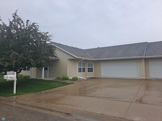 5409 University Dr S Unit D, Fargo, ND 58104