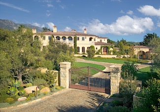416 Meadowbrook Dr, Santa Barbara, CA 93108