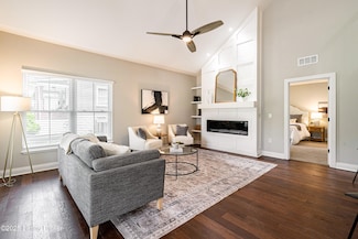 109 Wellston Place, Louisville, KY 40207