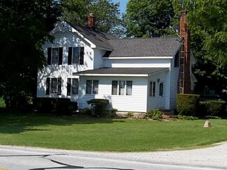 2588 N Benton Carroll Rd, Oak Harbor, OH 43449