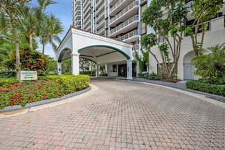 3640 Yacht Club Dr Unit 1410, Miami, FL 33180